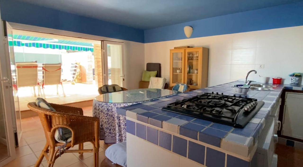 Espectacular Casa En La Playa Con Piscina Privada Villa Almuñécar Екстериор снимка